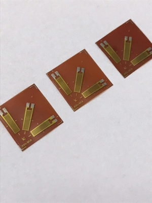 Medidores de deformación con dimensiones de 4,7×0,22×0,02 y histeresis a escala completa de ±0,05%