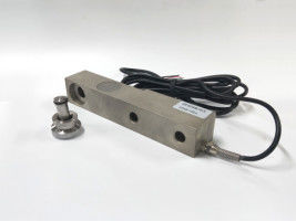 Celular de carga de tensión de calibración montada en tornillo para aplicaciones de acero aleado ≥ 5000 M Ω Resistencia al aislamiento